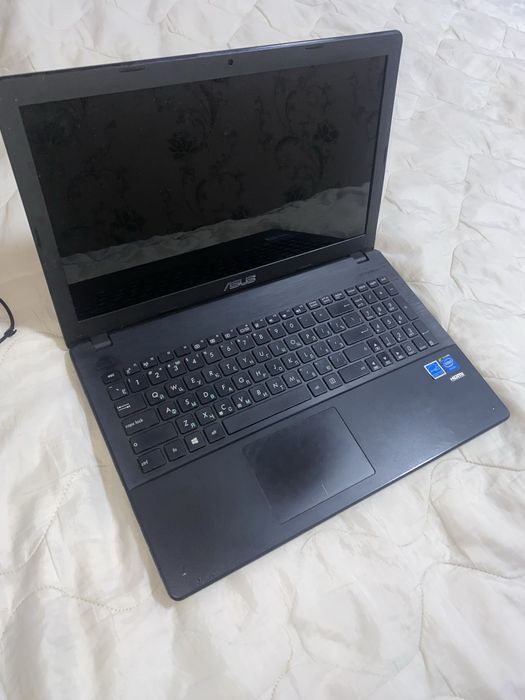 Ноутбук ASUS X551M • 15.6” • працює, недорого