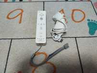 Kontroler pilot Nintendo Wii Motion Plus i Nunchuck