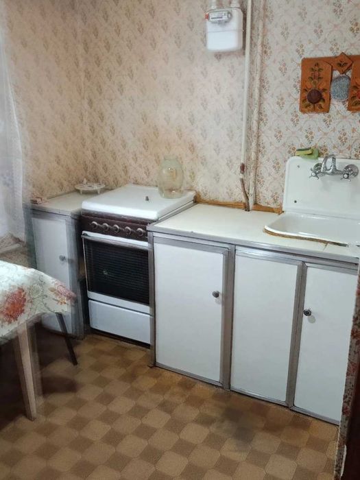 Здам 2-к квартиру 12 квартал Квартальна (Гладкова)