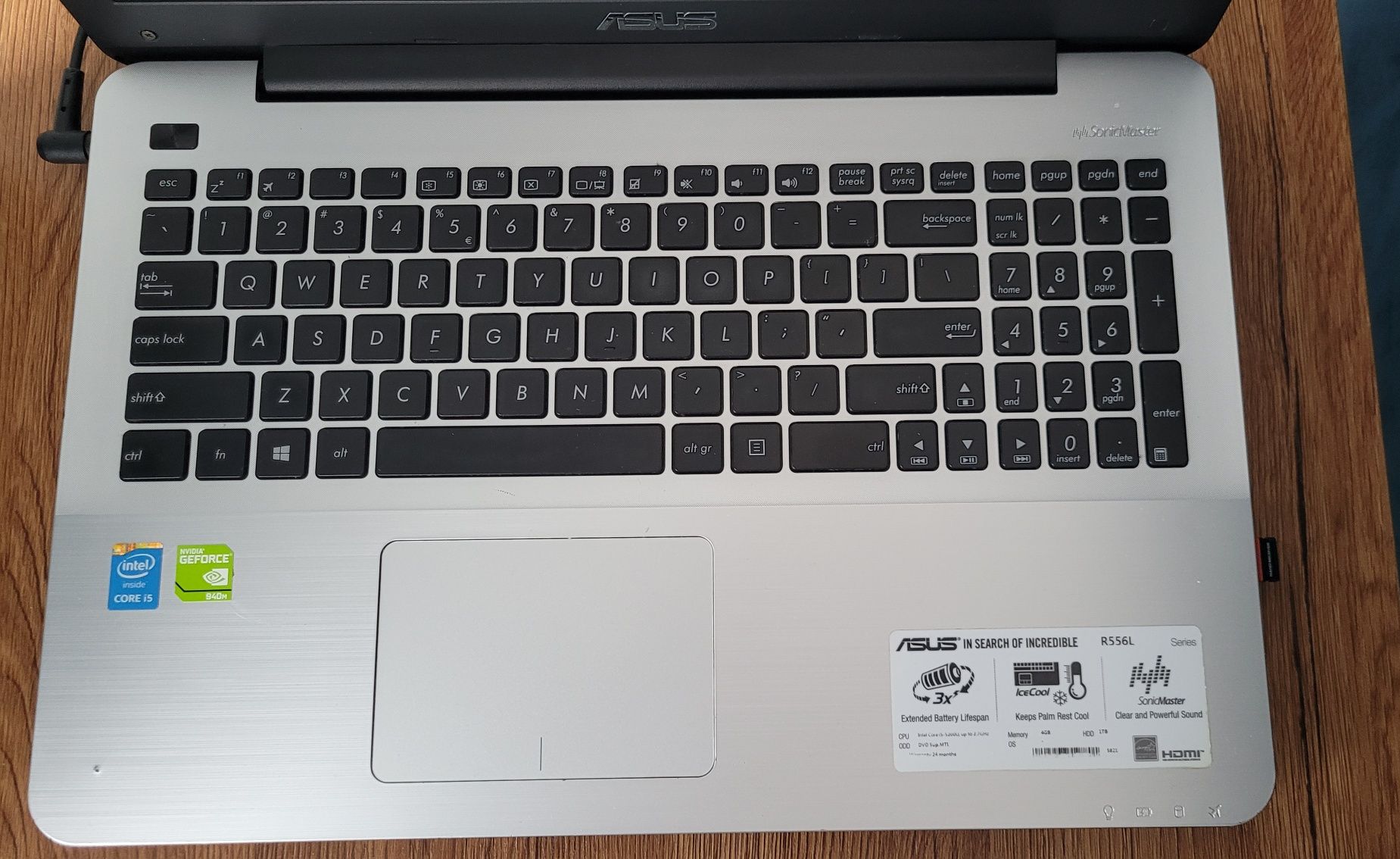 Laptop Asus R556L bez dysku