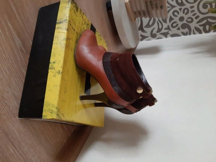 Стильные кожаные сапожки/полусапожки/ботильоны Antonio Biaggi