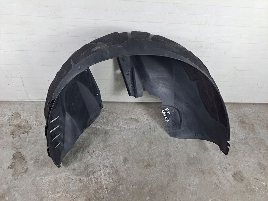 NADKOLE TYŁ TYLNE PRAWE LANCIA THEMA II 68084290