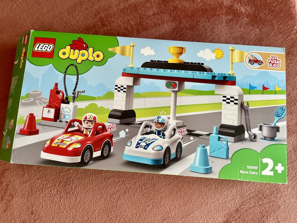 LEGO DUPLO 10947 Samochody wyścigowe