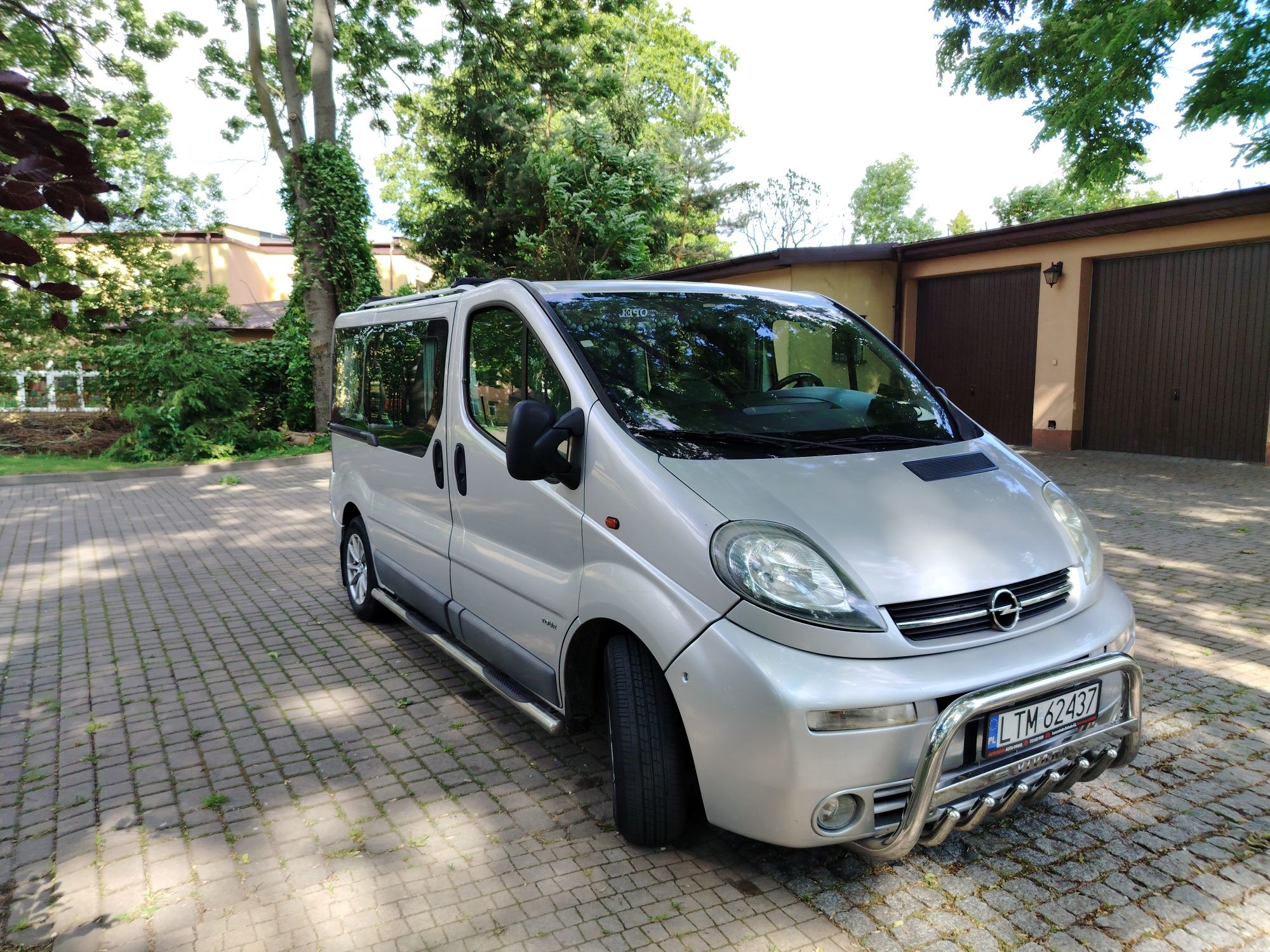 Opel Vivaro 2.5 CDTI