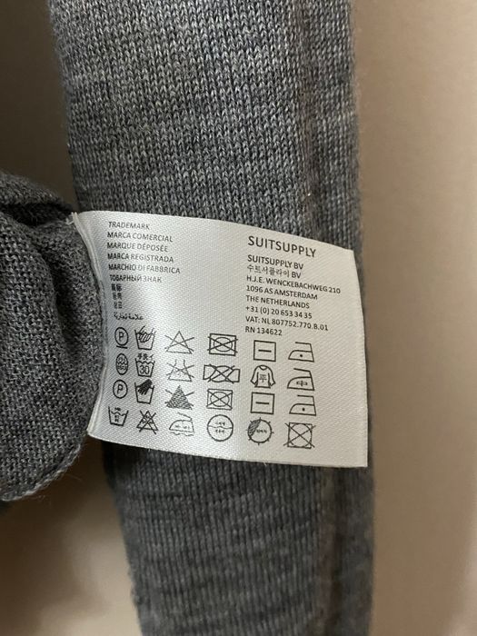 Светр-кардиган з мериносової вовни Suitsupply, сірий