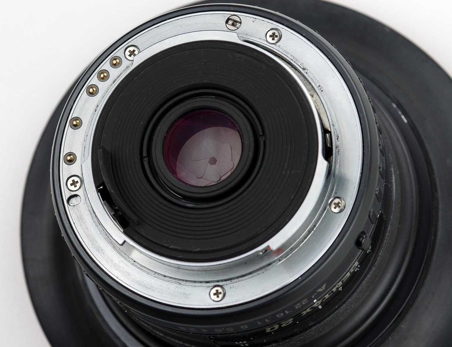 SMC Pentax FA 20/2,8 - повнокадровий ширококутник у відмінному стані
