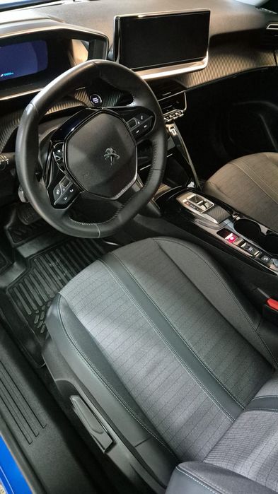 Peugeot e2008 Allure 100% Elétrico