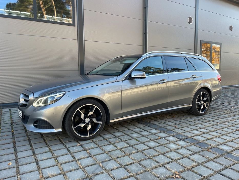 Mercedes-Benz Klasa E jeden właścicel Full Opcja Webasto