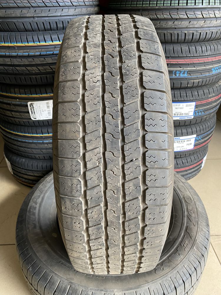 дві шини всесезон Goodyear Wrangler 265/70 R17 113R