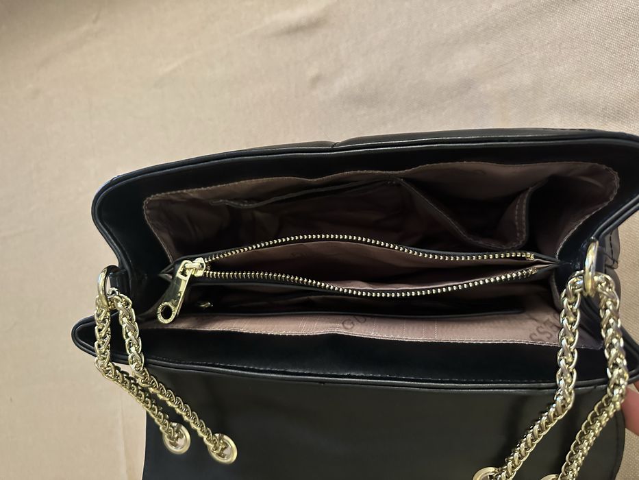 Mala ombro Guess - preta