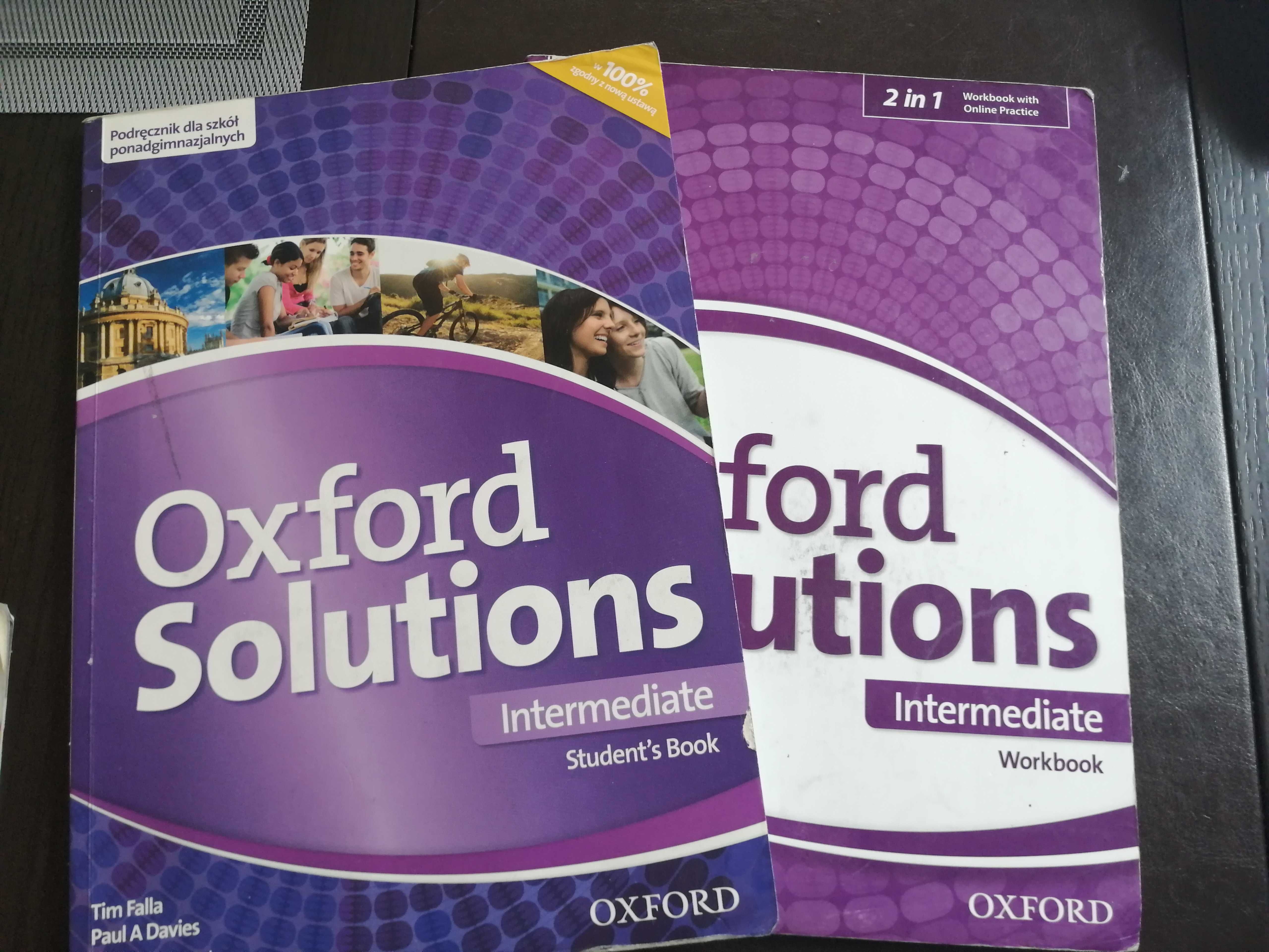 Oxford Solutions Intermediate Student's Book and Workbook