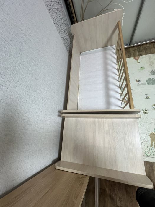 Продам дитячу кроватку 3в1