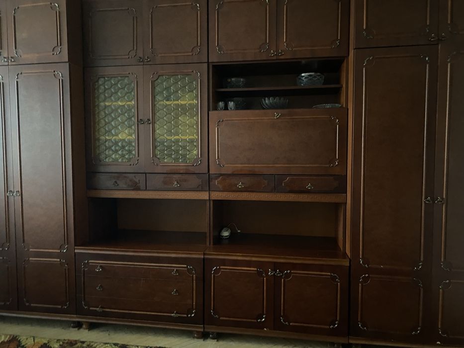 Мебель стенка в гостинную. Срочная продажа!  Б