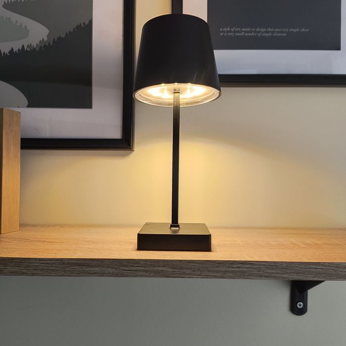 Lampka stołowa, nocna, LED, na baterie