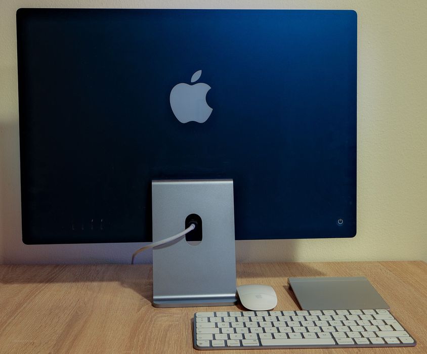 Apple iMac 24” (M1, 2021) – 16 GB RAM, 256 GB SSD, Retina 4.5K - FV