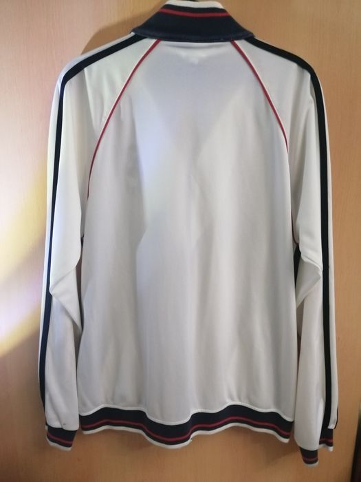 Casaco branco gravado karaté original