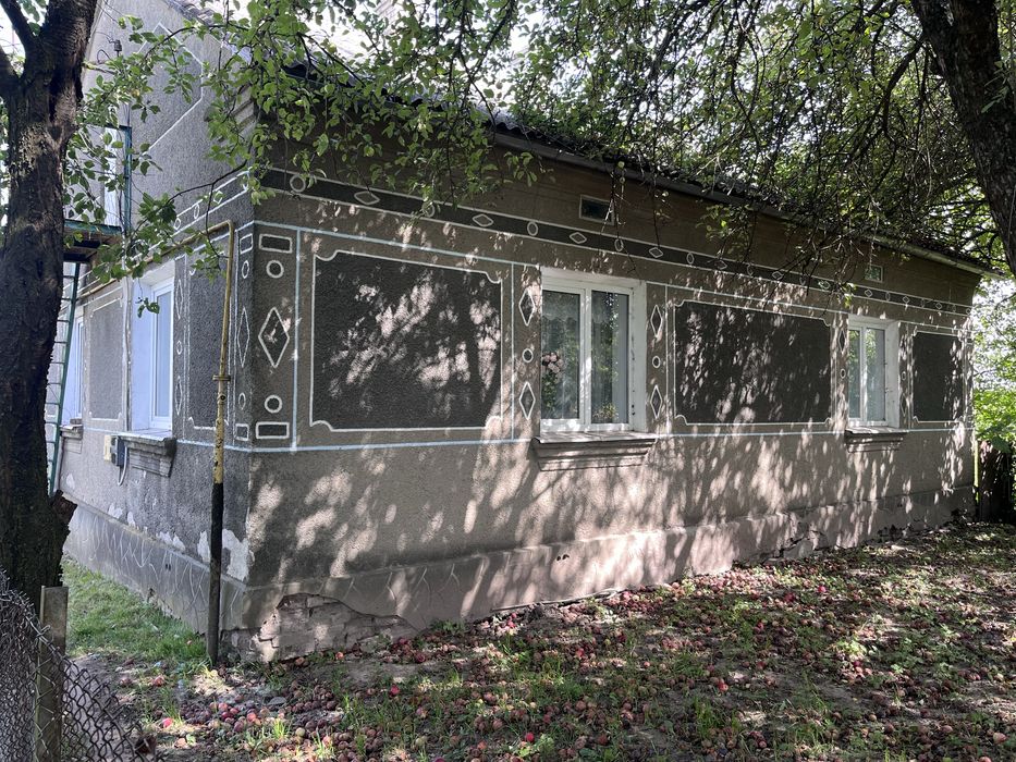 Будинок в мальовничій місцевості