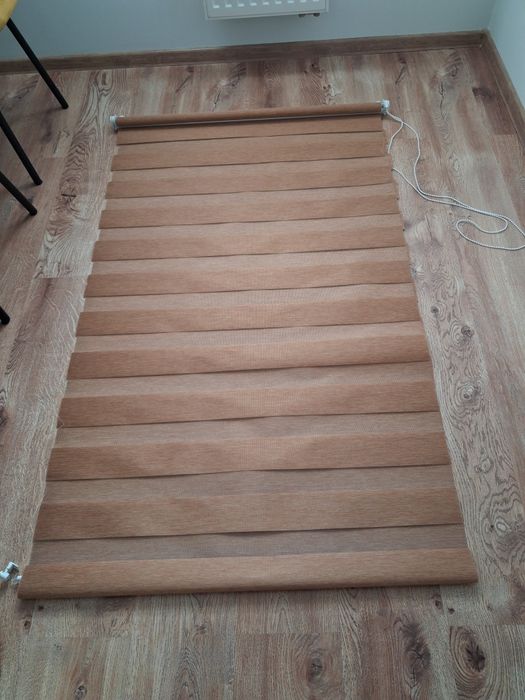 Sprzedam rolete dzien-noc .