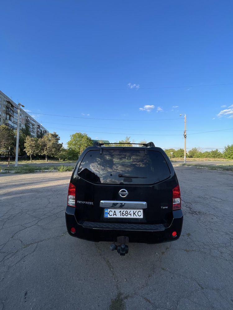 Продам Nissan Pathfinder