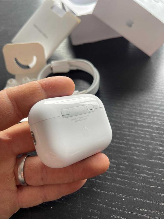 Airpods Pro APPLE 2ª Geração (artigo de exposiçao de loja)