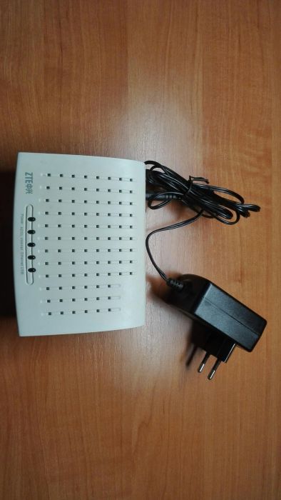 Router/modem ZTE ZXDSL 831AII