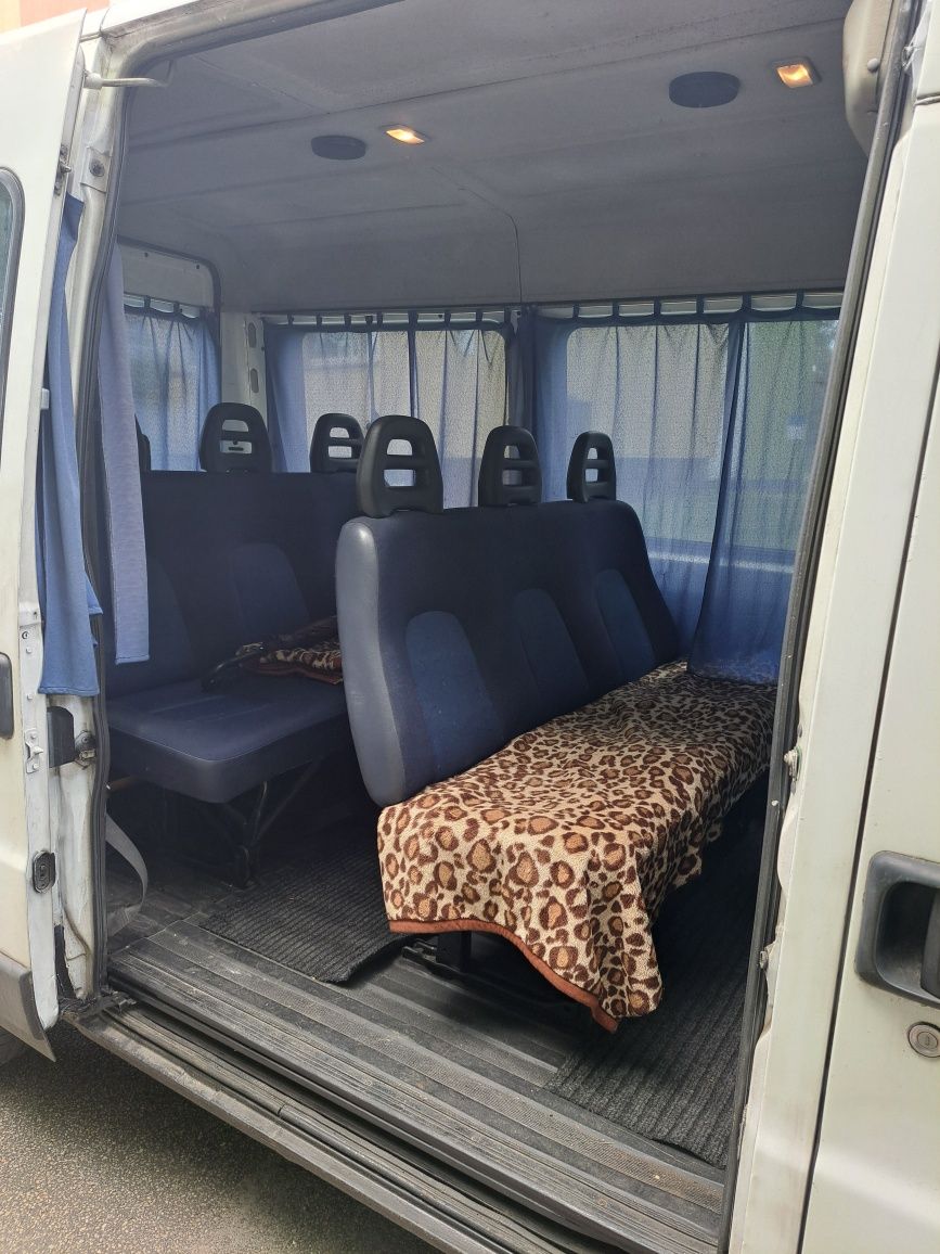 Bus Peugot Boxer 2/2 D dizelisel