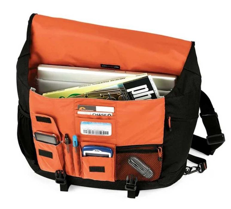 Sacos Lowepro transporte computador 13/14" e 16/17" - NOVOS