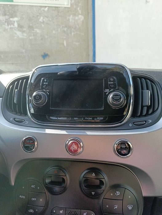 Электромобиль Fiat 500e