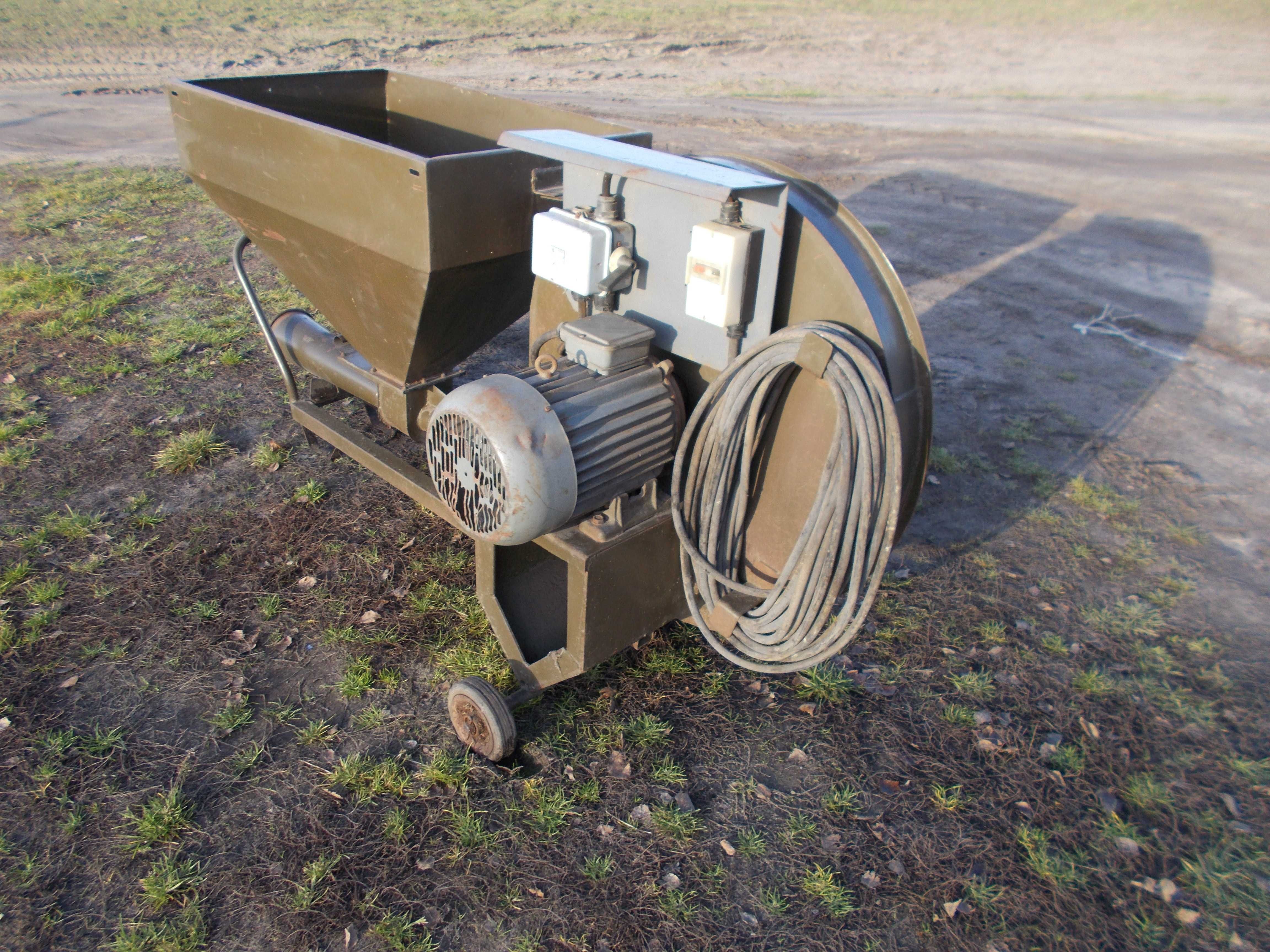 Dmuchawa do zboża z silnikiem 7,5kw 4,5kw.Mało używana.
