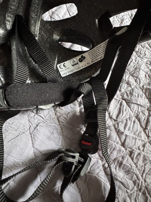 Kask rowerowy UVEX Meets 52-57cm