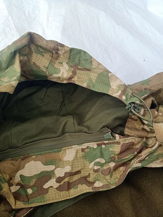 Куртка камуфляжна