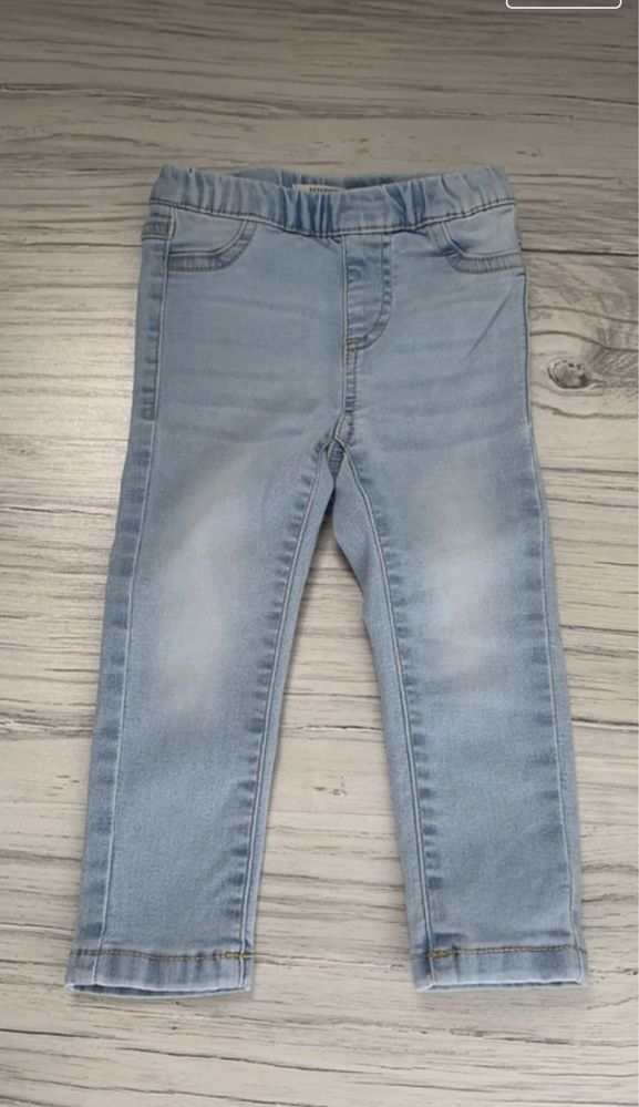 Legginsy, spodnie jeansowe Reserved 86