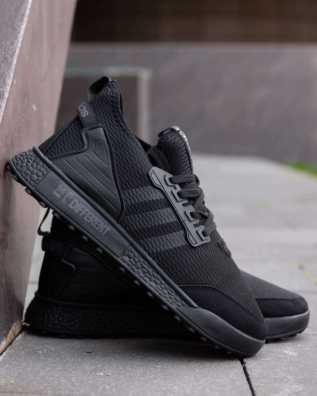 Adidas Different Black