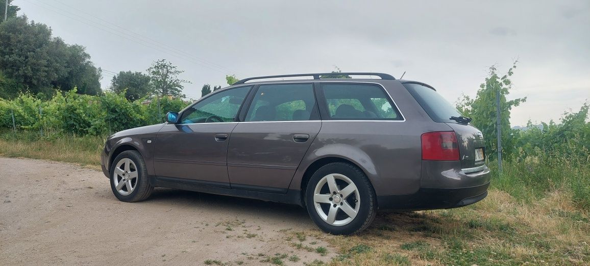Audi a6 2.5 tdi bom estado