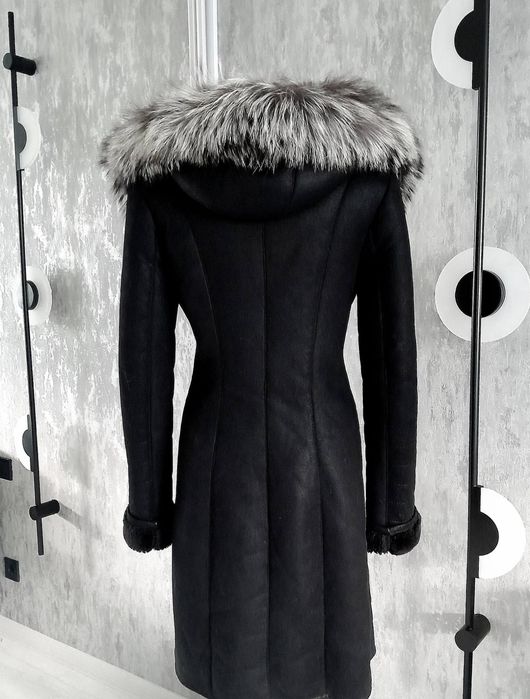 Дубленка натуральная.. мех чернобурка