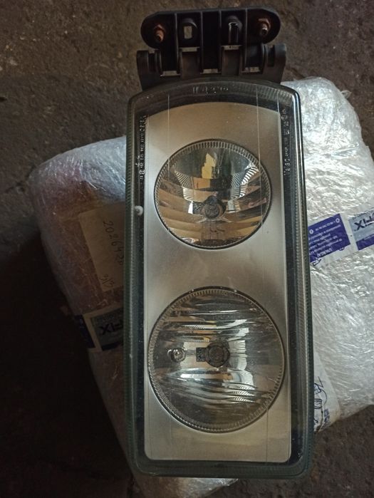 Lampa reflektor przód prawy lewy Iveco Stralis Eurocargo