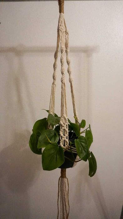 Suporte para vasos/plantas em macrame