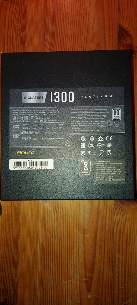 Zasilacz Antec Signature Platinum 1300 W SP1300