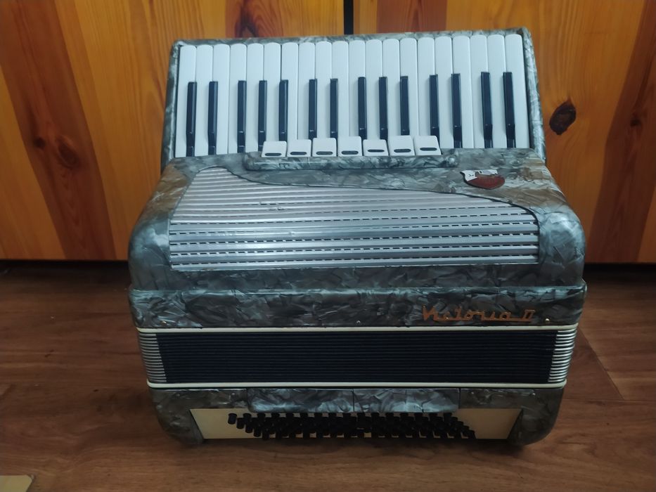 Akordeon Wiktoria II