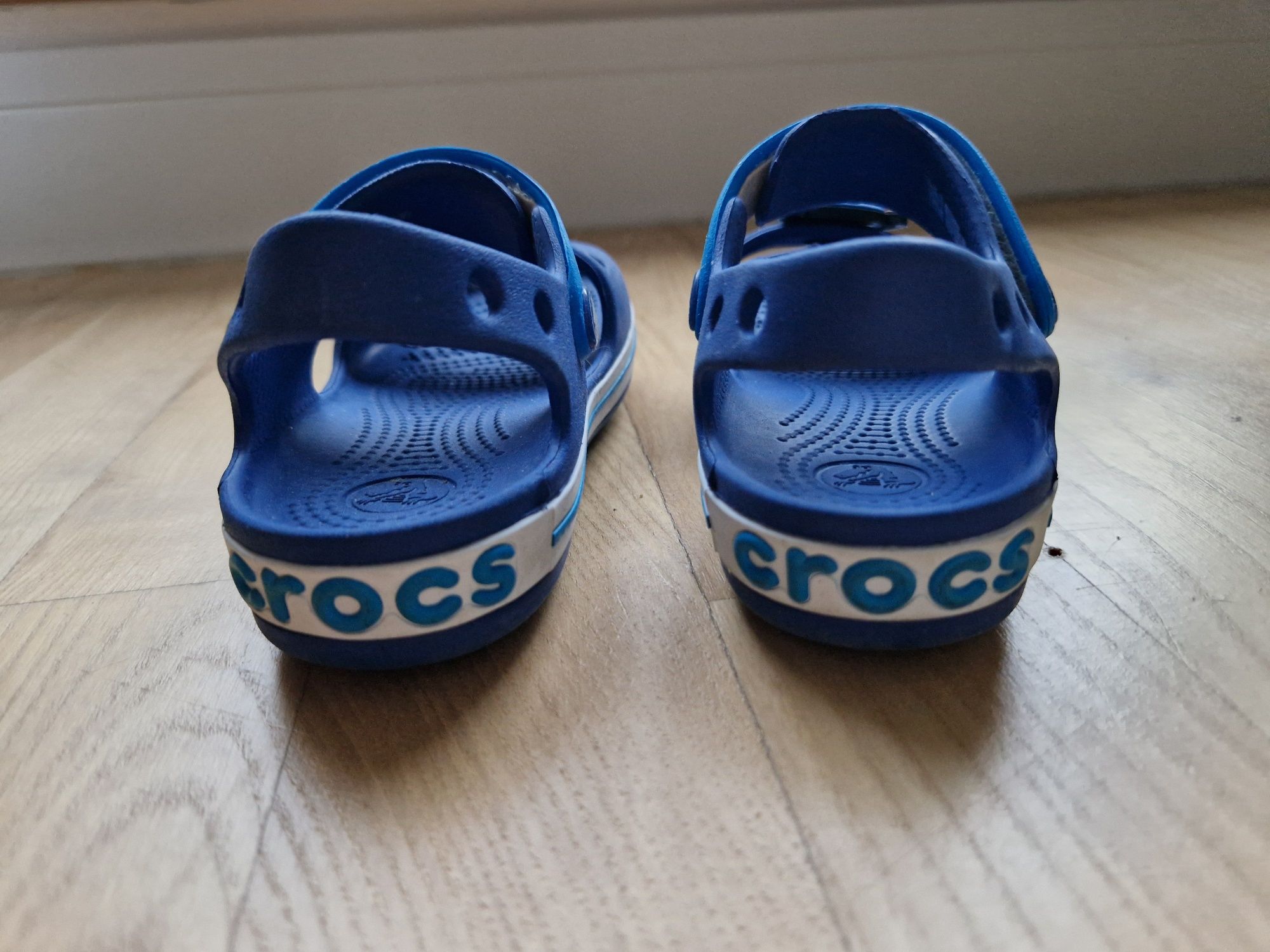 Sandały Crocs C 10 rozmiar 27
