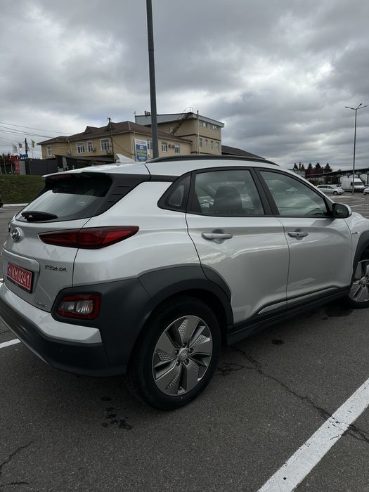 Hyundai Kona 64 kW 2020 року