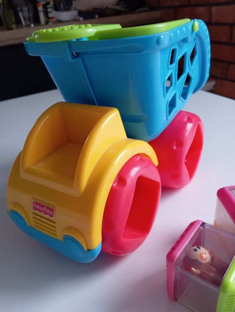 Wywrotka Fisher Price z kostkami