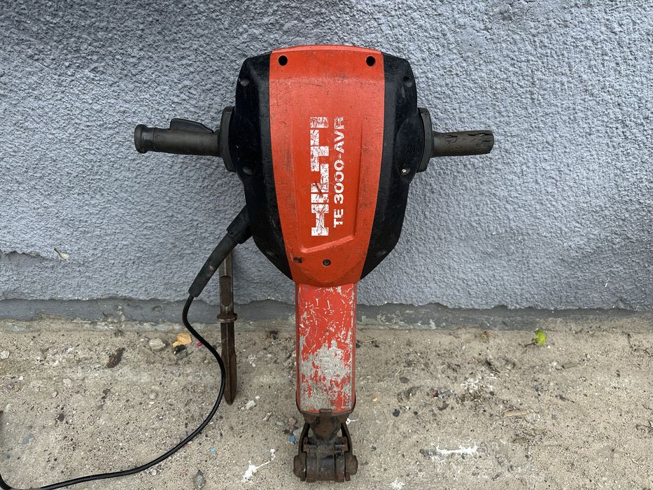 Młot Wyburzeniowy Hilti Te3000 AVR Dłuto