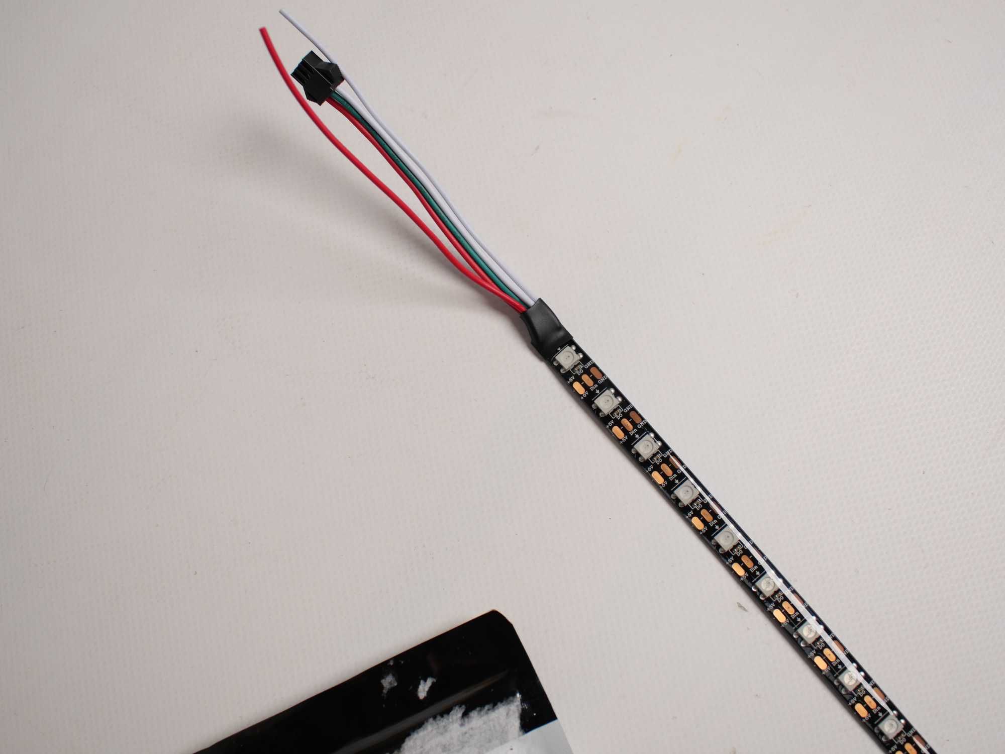 Стрічка BTF-LIGHTING WS2812E ECO RGB Alloy Wires 5050SMD 5 метрів 90W