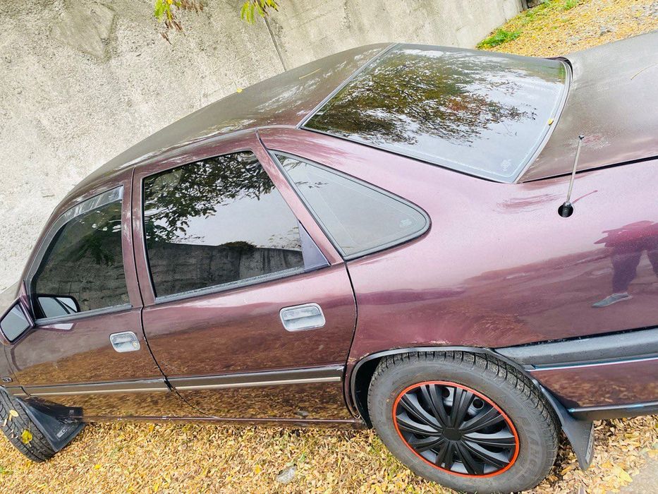 Продам Опель Вектра А 1,8 моно інжектор