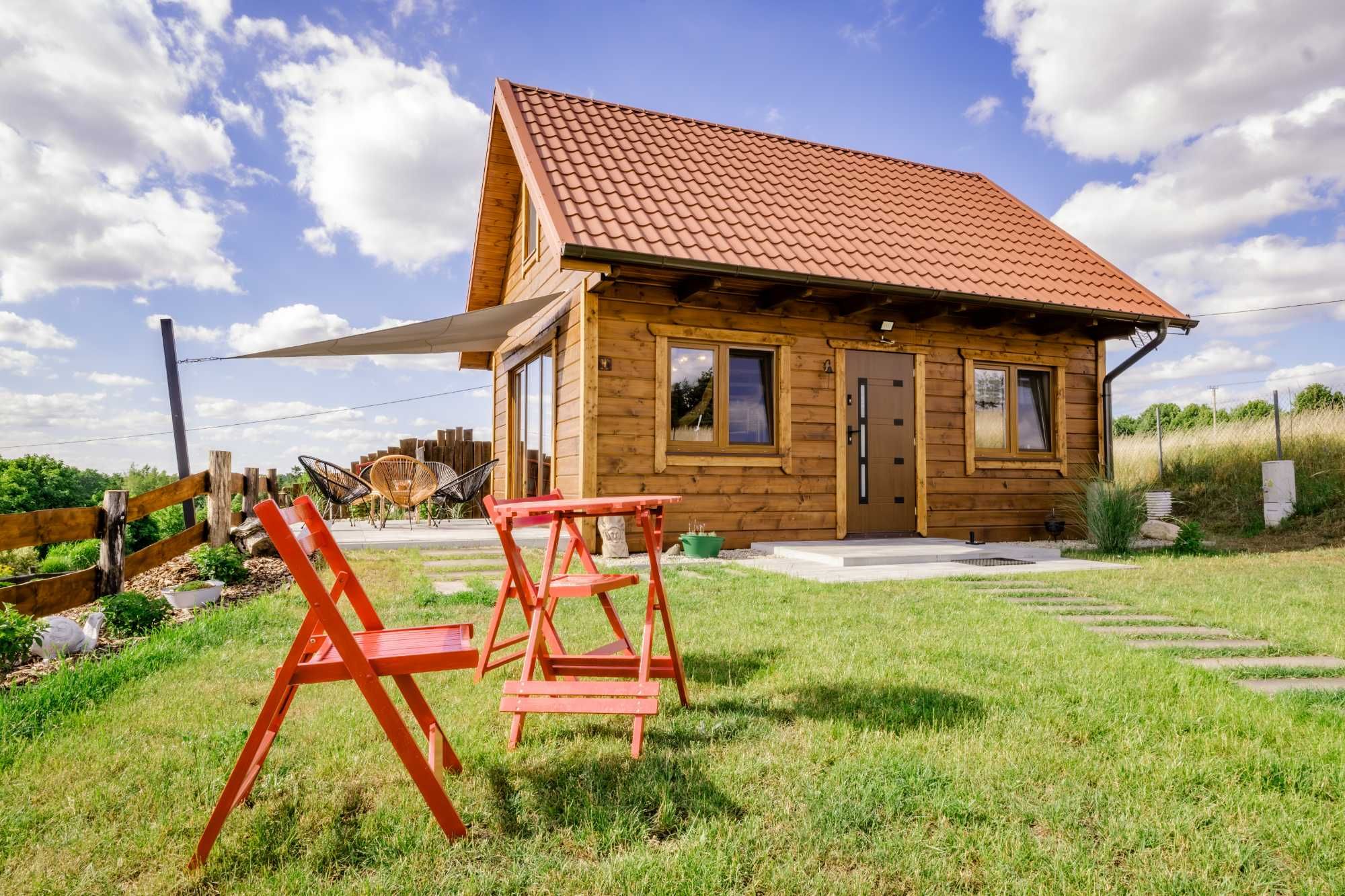 Domki Między Łąkami  Gorąca Balia Jacuzzi. Mazury Giżycko Pieczarki.