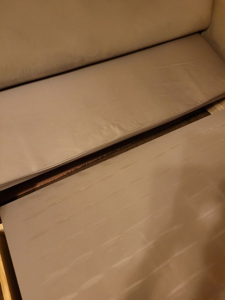 Sofa rozsuwana z pojemnikiem