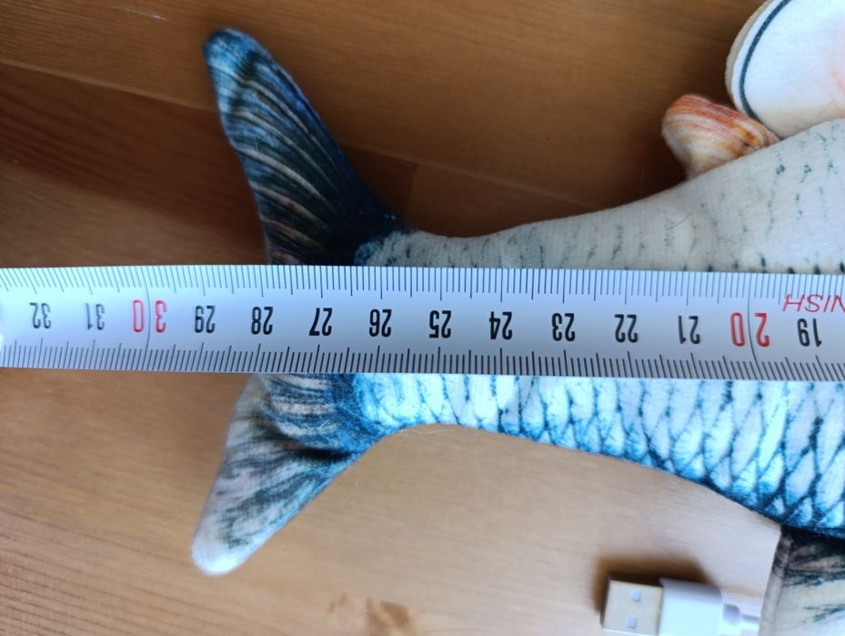 Ryba zabawka dla kota