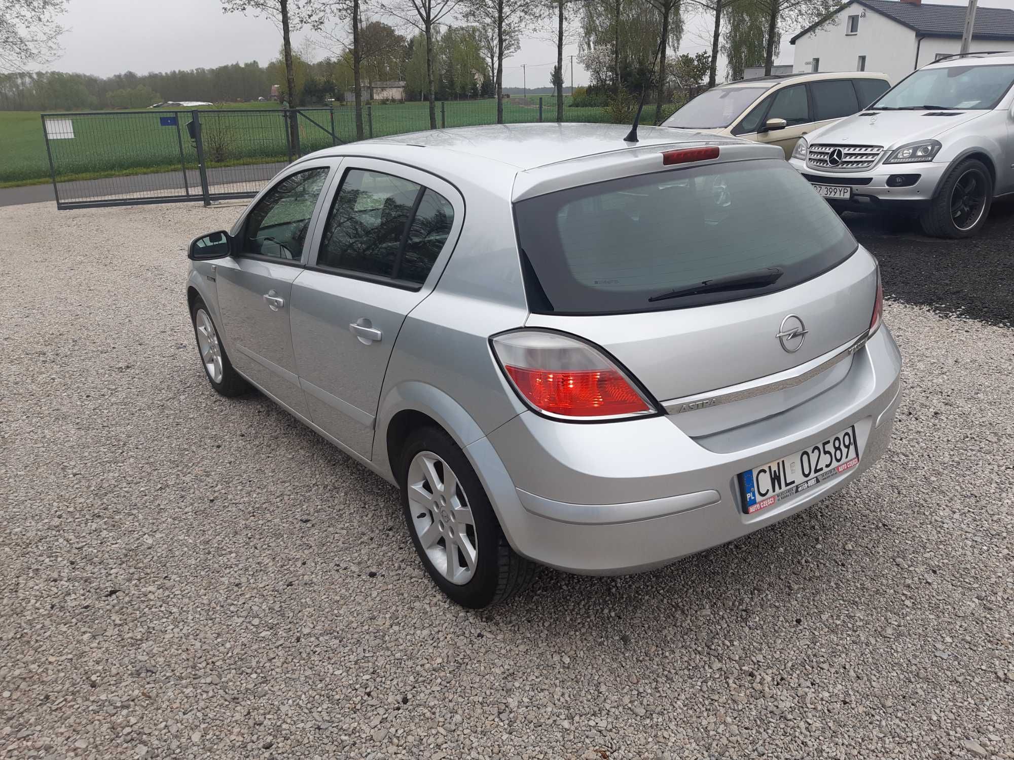 Opel Astra H 1.7 CDTI Zamiana Klima Alu Zadbana Bez Rdzy 275 Tyś Km