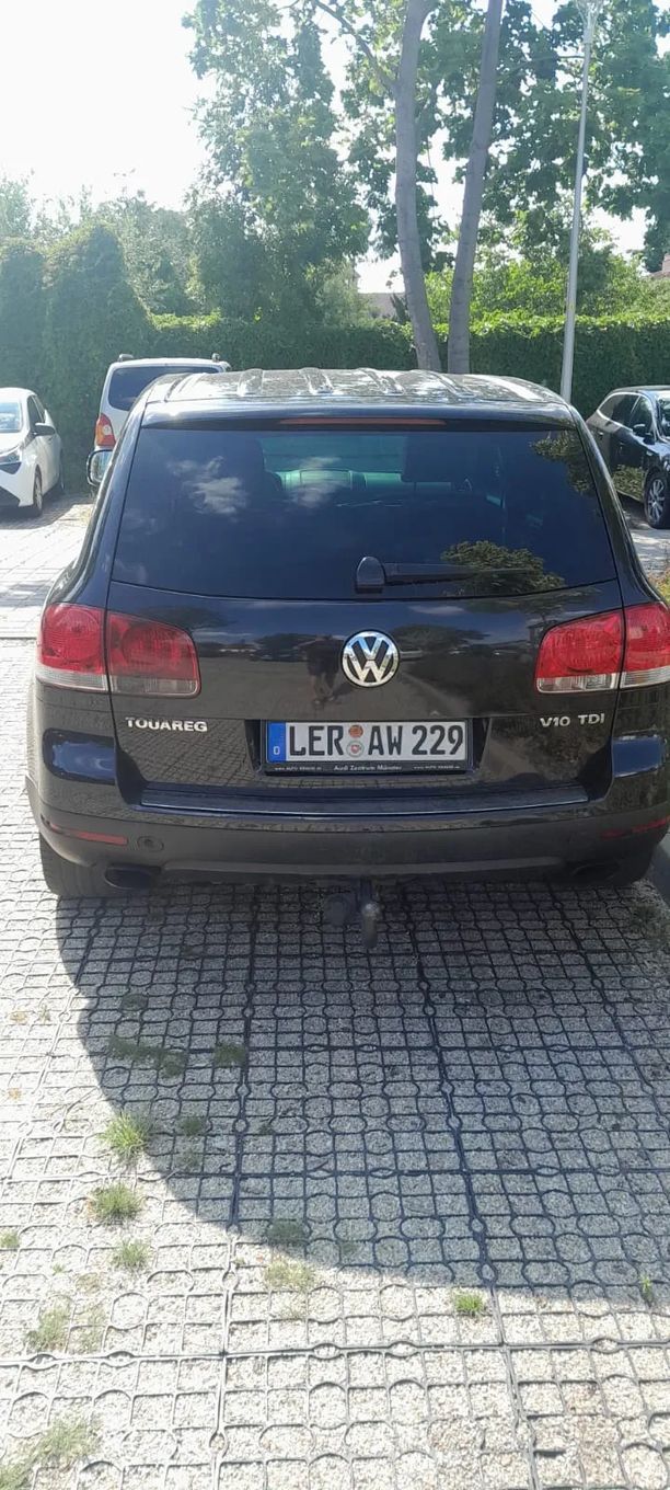 Volkswagen Touareg Bogato wyposażony TOUAREG V10 TDI